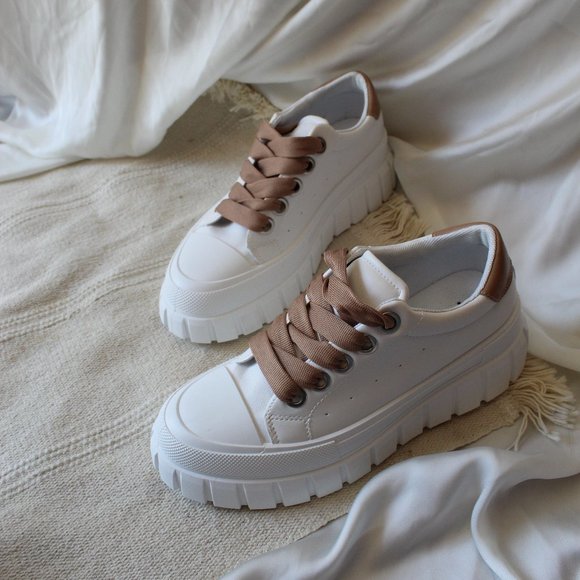 🚨LAST ONE// White platform sneakers - Picture 5 of 6